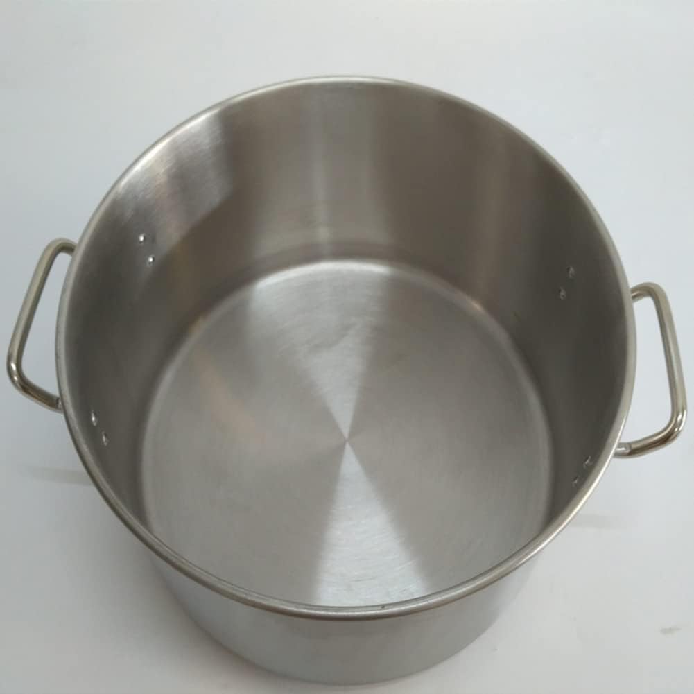 Aluminum pasta pot with stainless steel inserts for efficient cooking