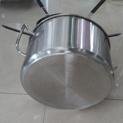 Aluminum pasta pot with stainless steel inserts for efficient cooking