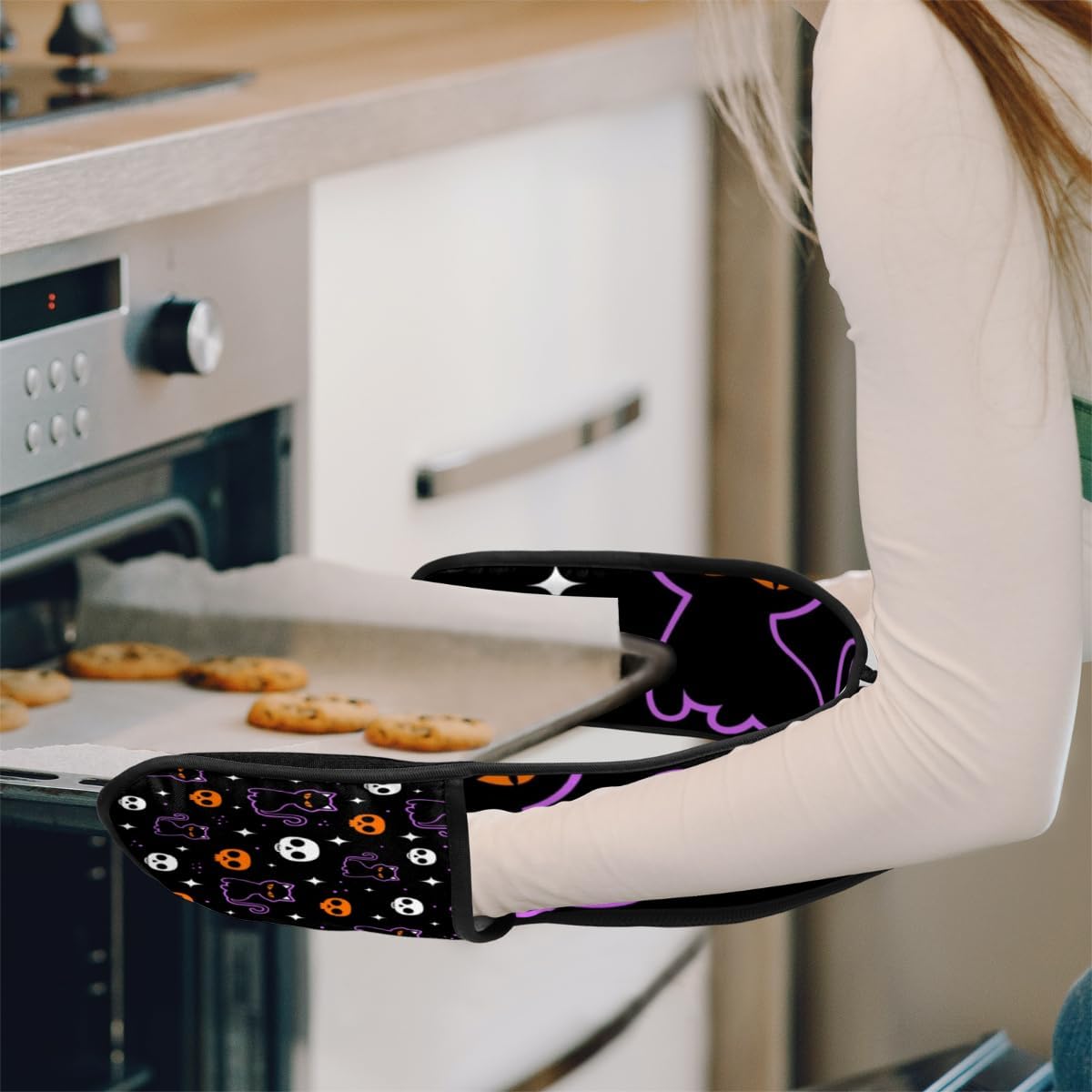 Halloween Spooky Skull Oven Mitt