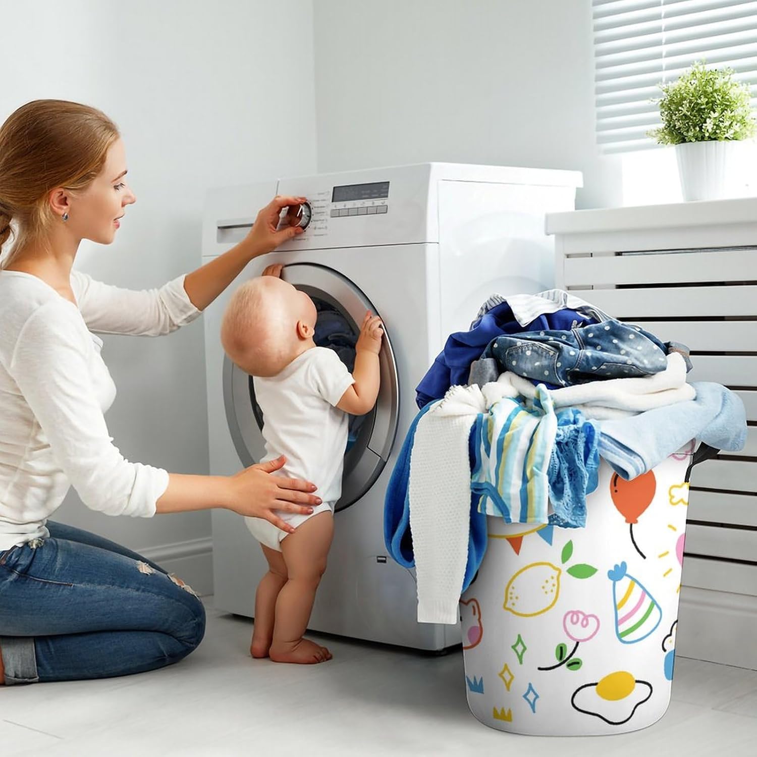 MEIKKO Cuddliest Doodle Rainbow Laundry Hamper