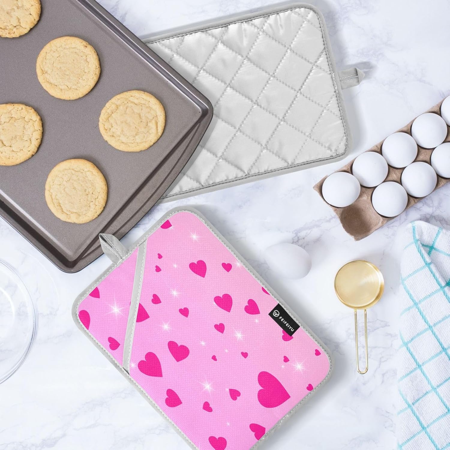 KCLDECI Pink Hearts 2-Pack Heat Resistant Potholders for Kitchen Use