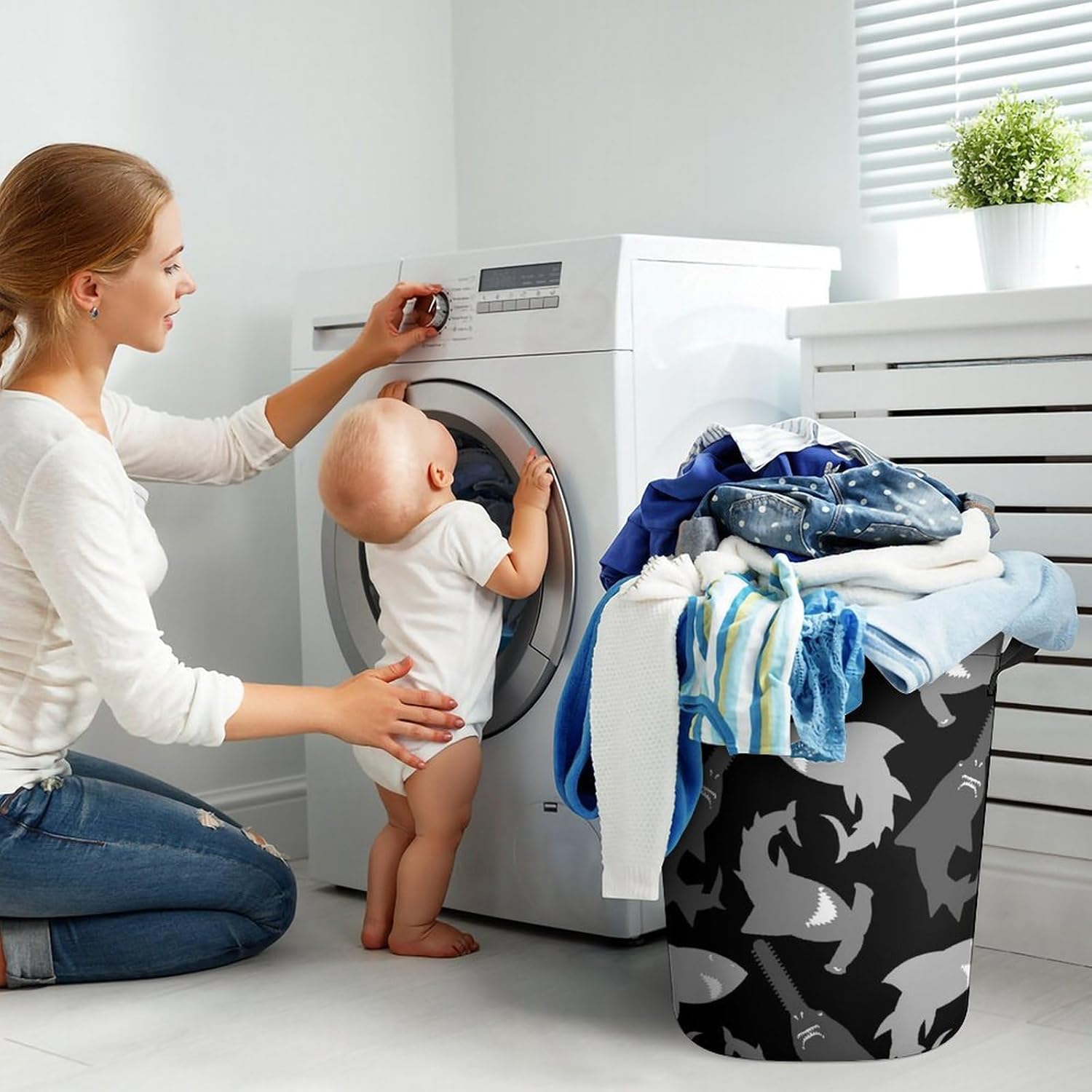 MEIKKO Shark Pattern Seemless Laundry Hamper