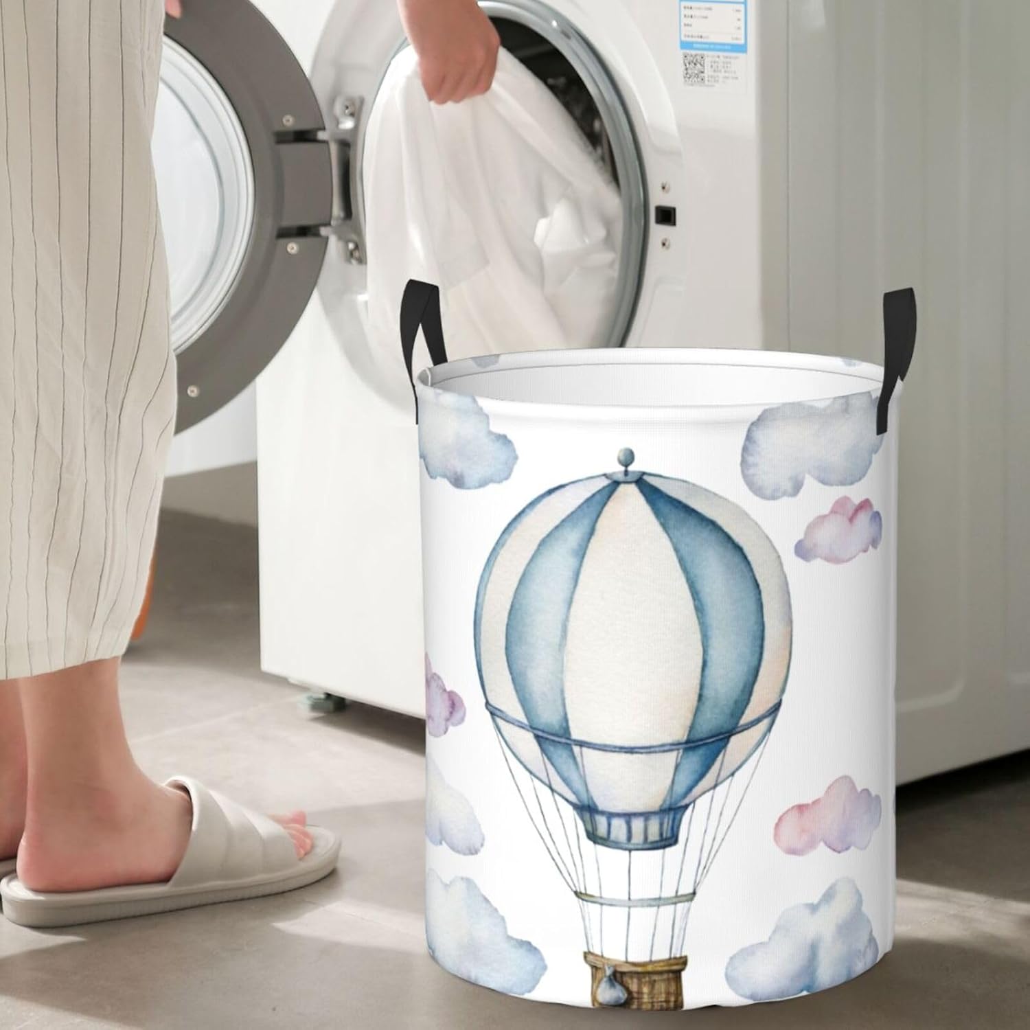Bright Multifunctional Laundry Hamper with Expandable Capacity
