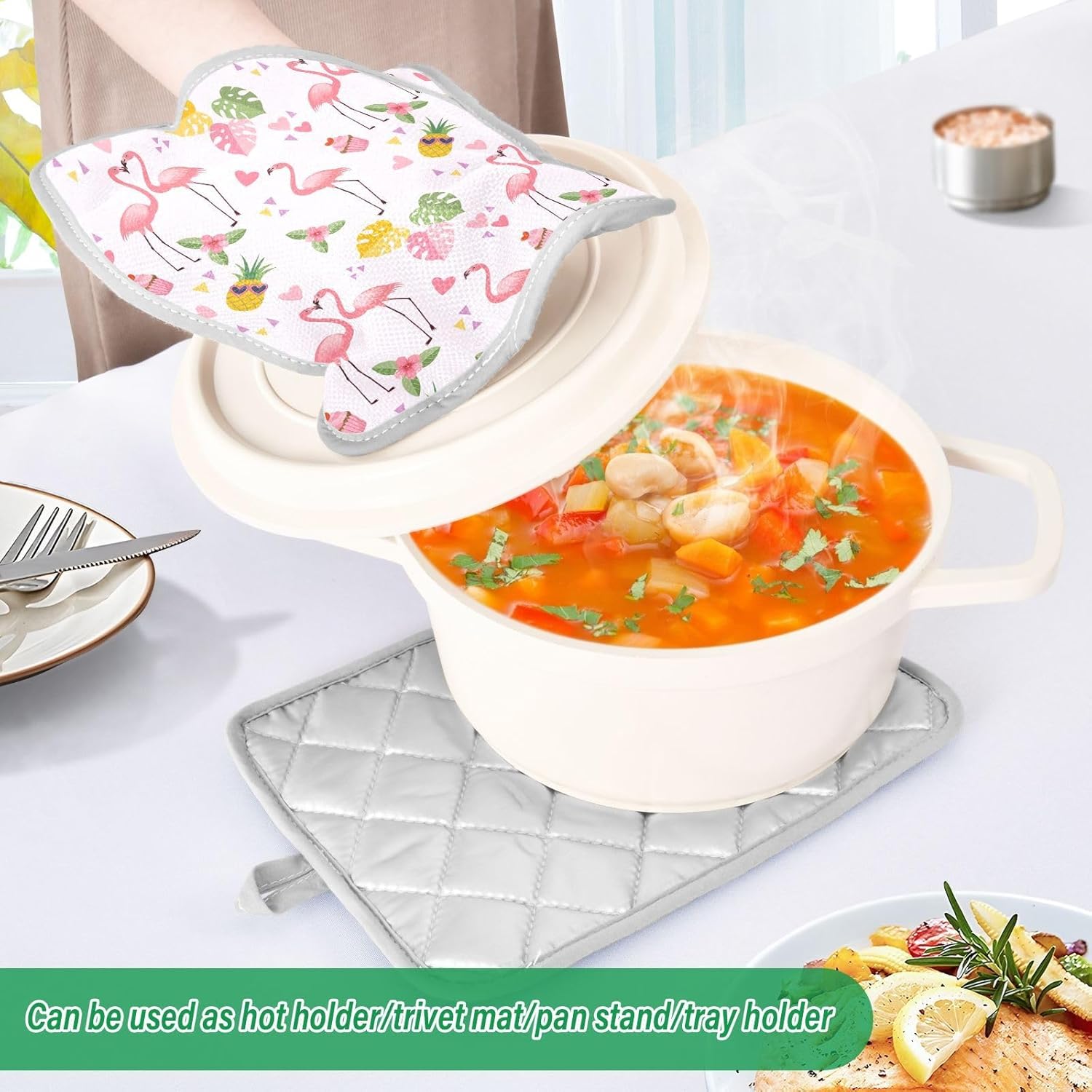 Cute Flamingo 2-Piece Heat Resistant Potholders with Heart Shape
