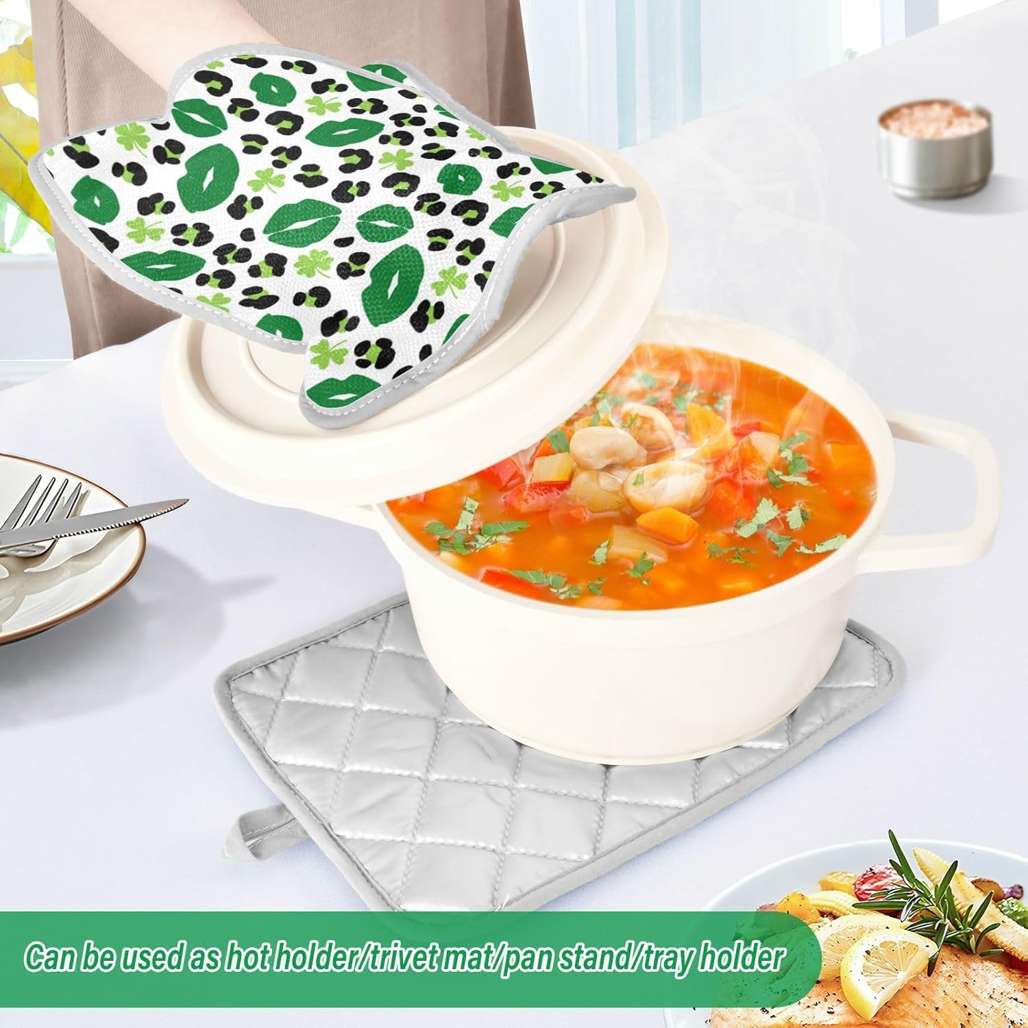 KCldeci Green Lips Leopard 2-Pack Heat-Resistant Potholders Oven Mitts