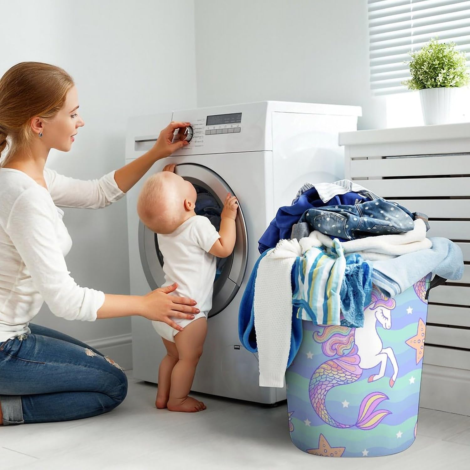 Stylish Portatile Waterproof Collapsible Laundry Hamper for Families College Students