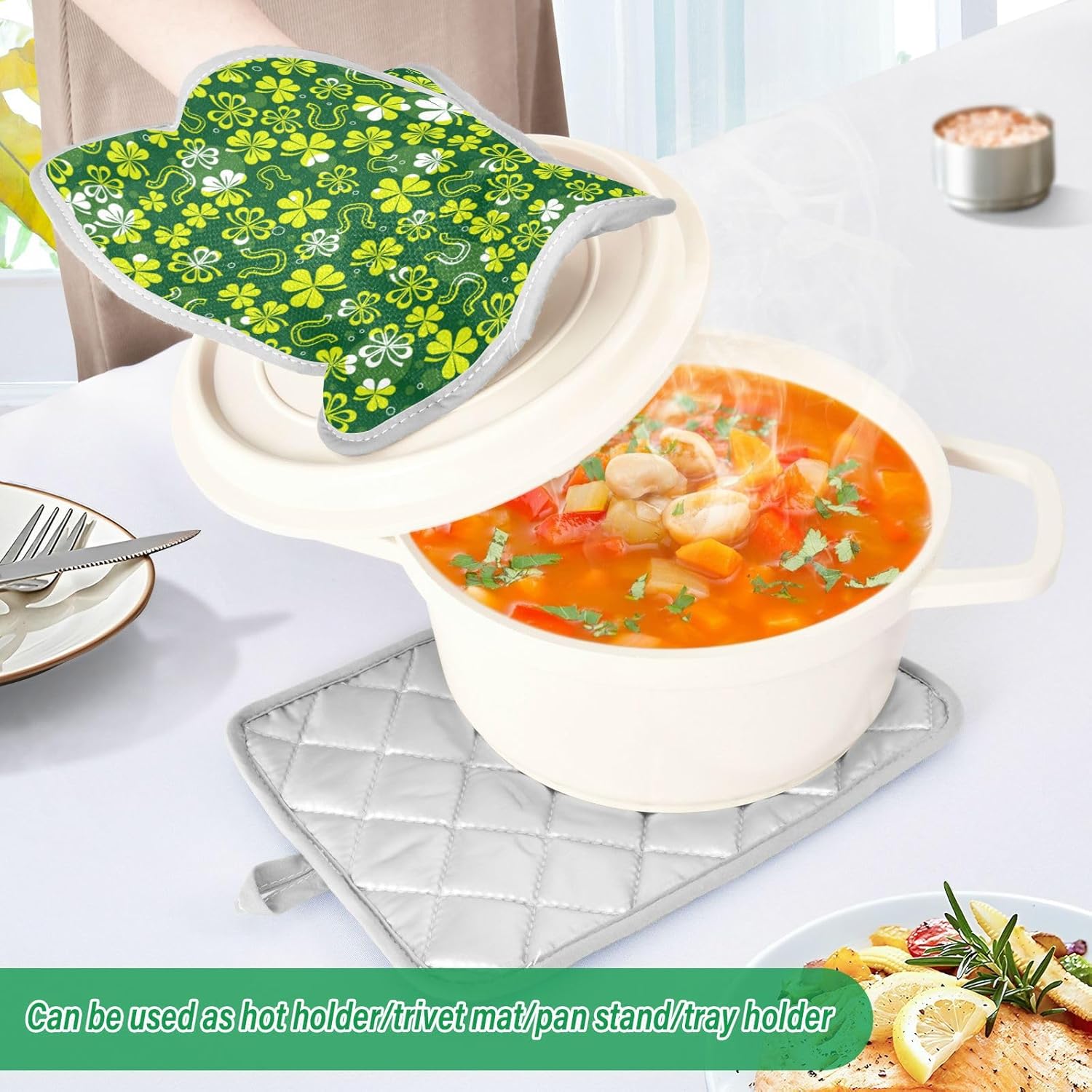 Kcldeci Green White Shamrock 2-Piece Pot Holder Set Heat Resistant