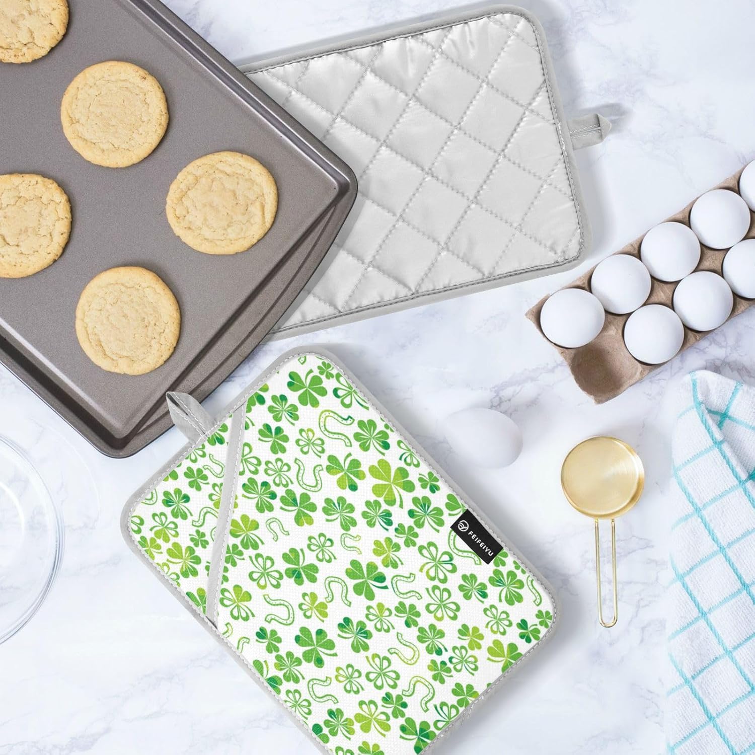 Kcldeci Green Shamrock Potholders 2-Pack
