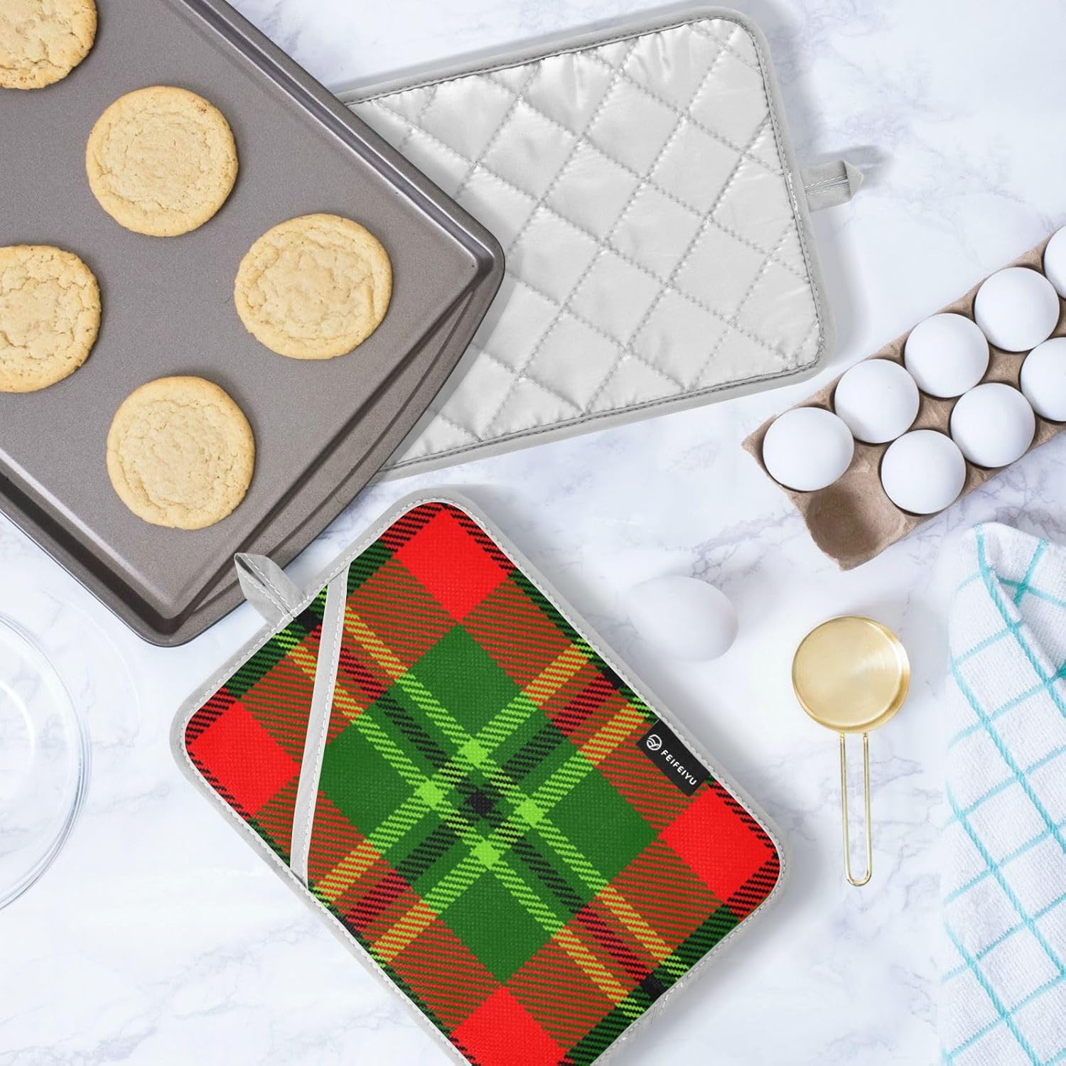 Green Red Tartan Potholders Heat-Resistant Set of 2