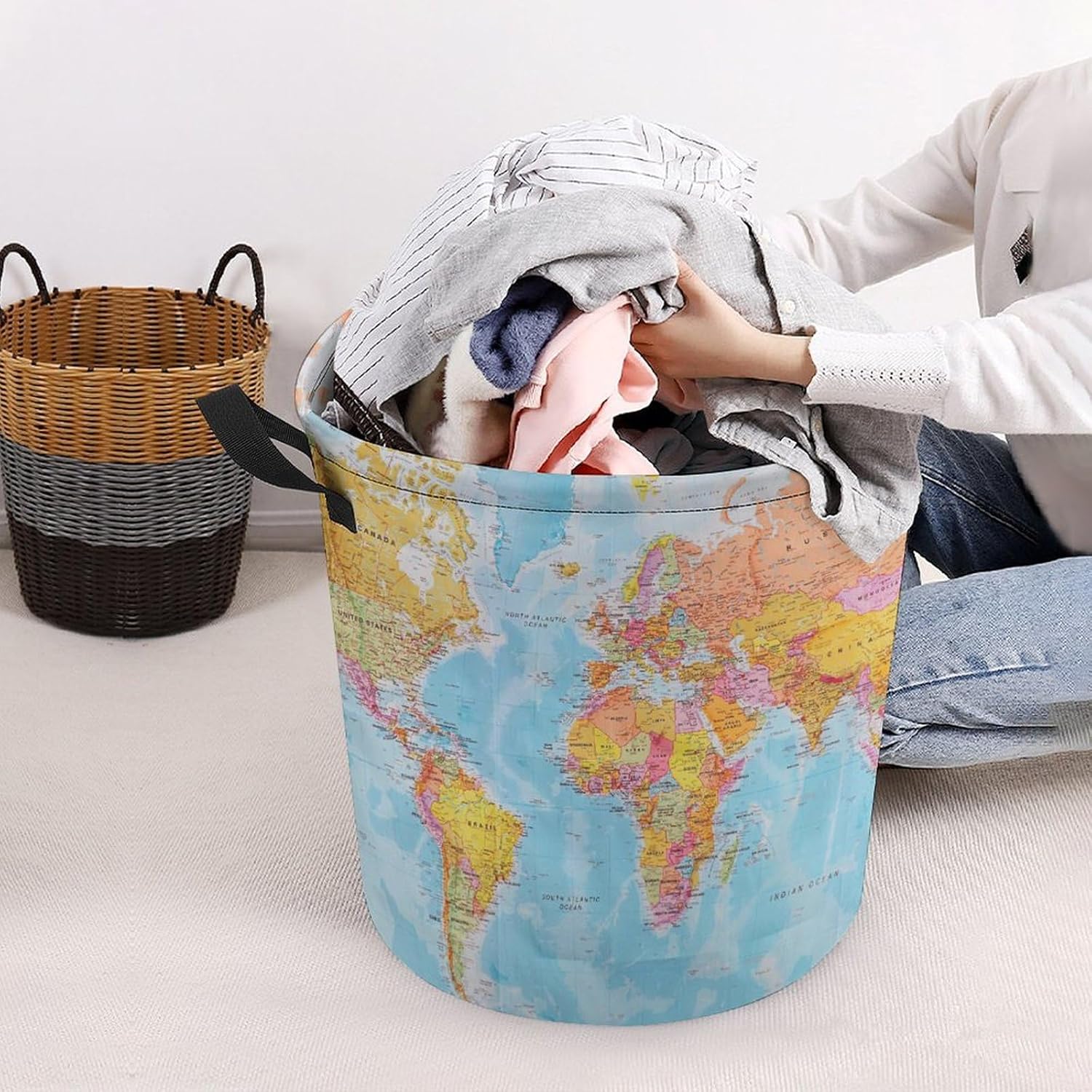 MEIKKO Map of The World Laundry Basket