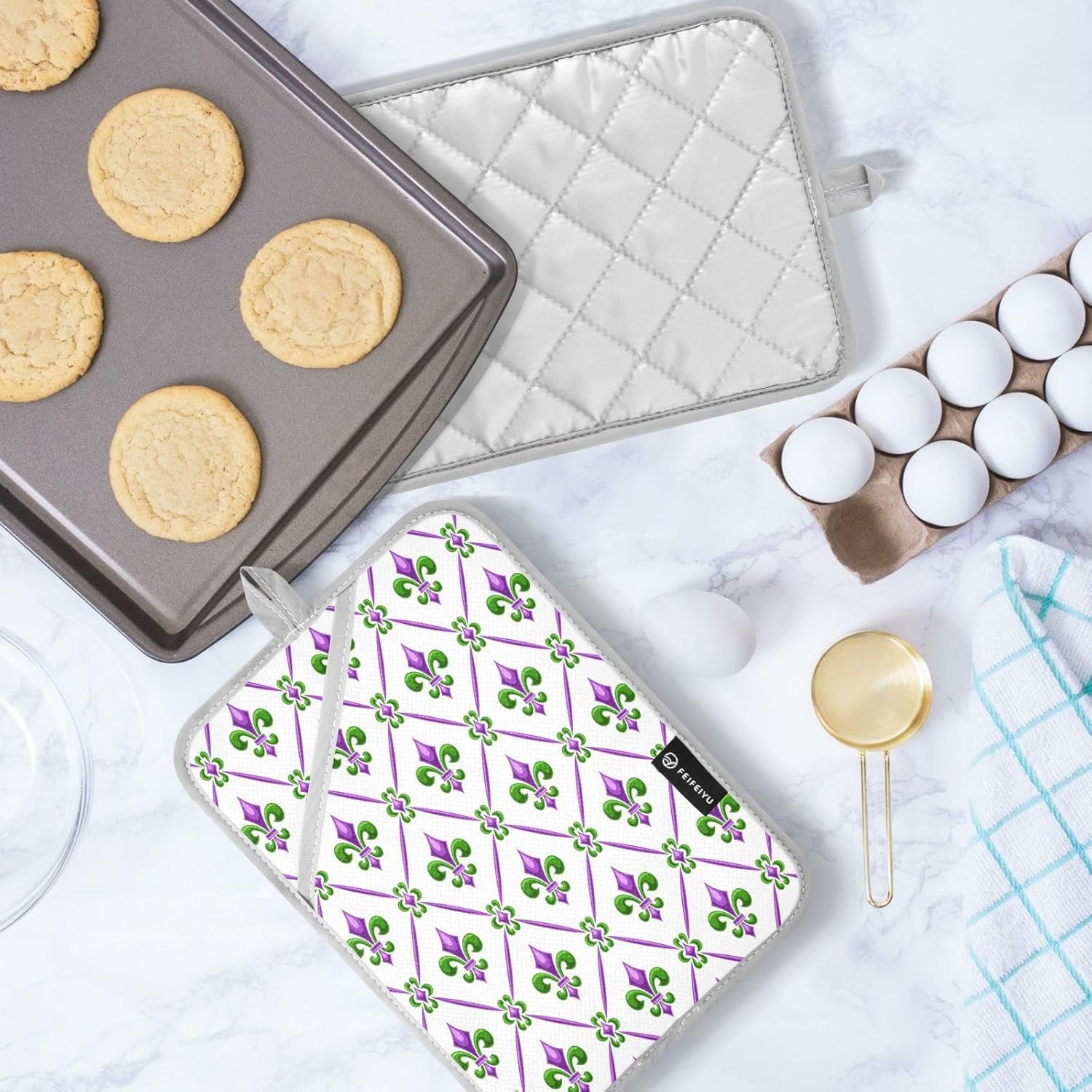 Kcldeci Fleur De Lis Square 2-Pack Potholders Heat-Resistant Kitchen Essential